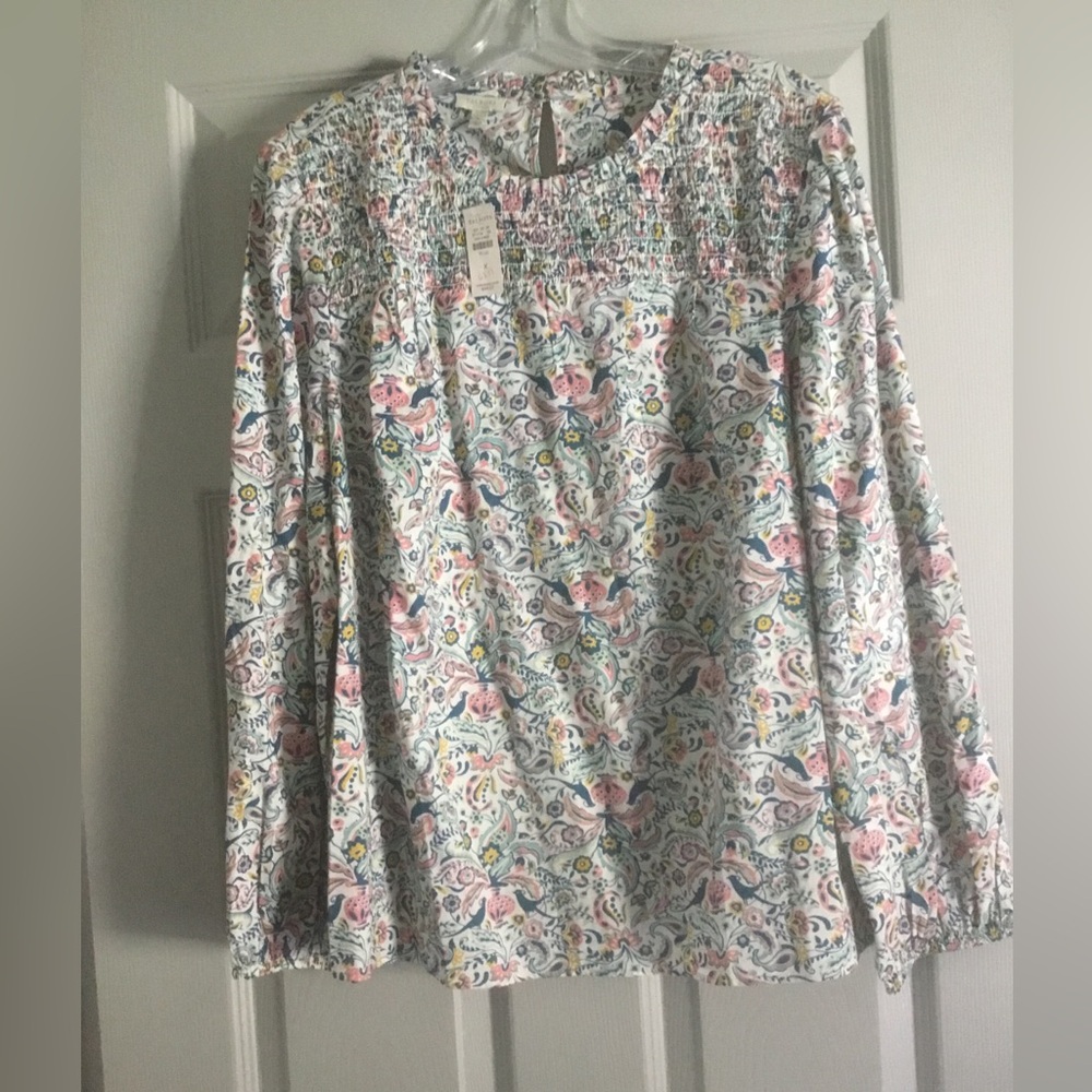 Talbots Floral Paisley ruffle neck ruched top shirt in Cream with pastels NWT
